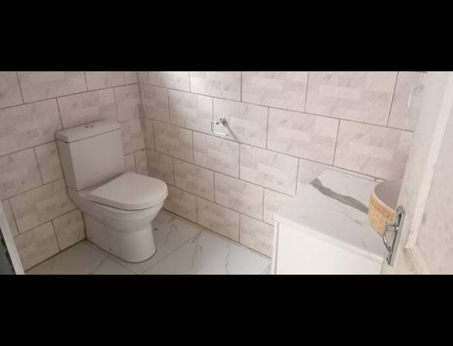 1 BEDROOM PROPERTY TO RENT IN PROTEA GLEN